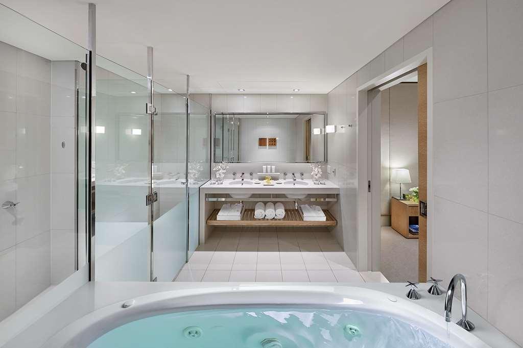 Crown Promenade Melbourne Hotel Szoba fotó